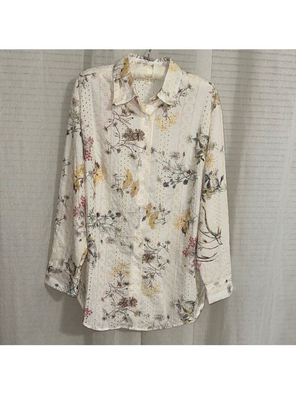 ADIVA 1X Ivory Embroidered Eyelet Floral Button Down Long Sleeve Shirt